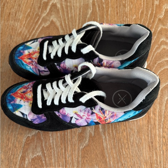 INKKAS Caladium Black Floral Tropical Print Women’s Jogger Sneakers Size 9 - Picture 3 of 14